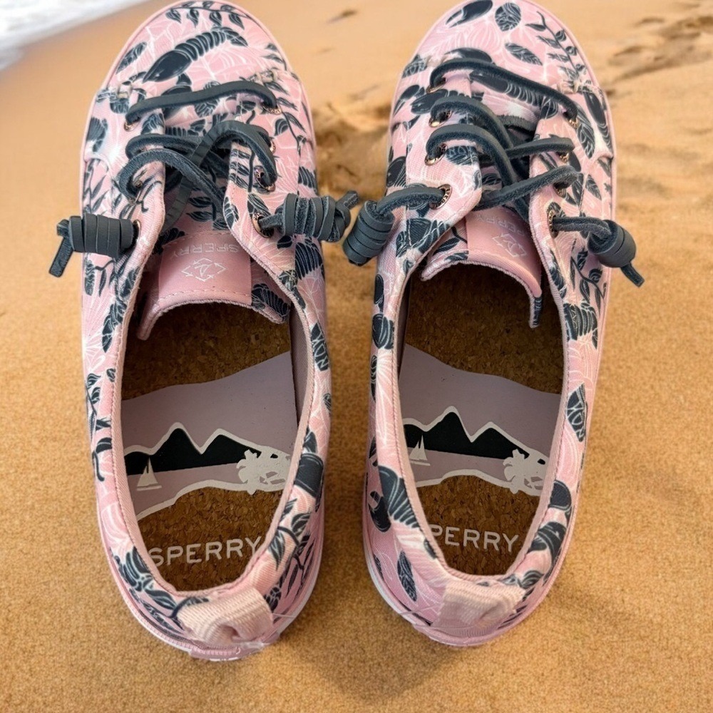 Sperry Women's SeaCycled Crest VibeResort Sneaker  size 8 - Picture 3 of 5